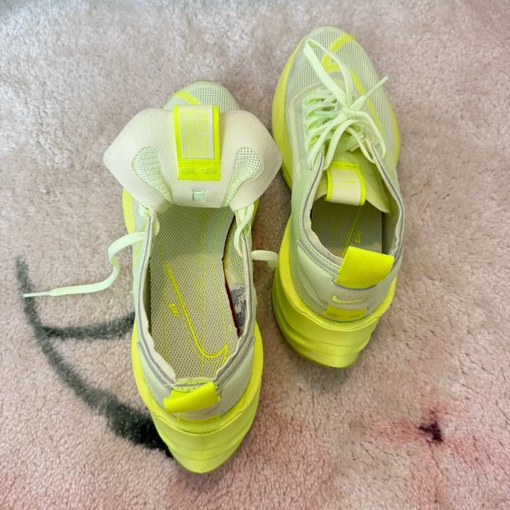 2020 NIKE Zoom Double Stack - Barely Volt (Women’s)